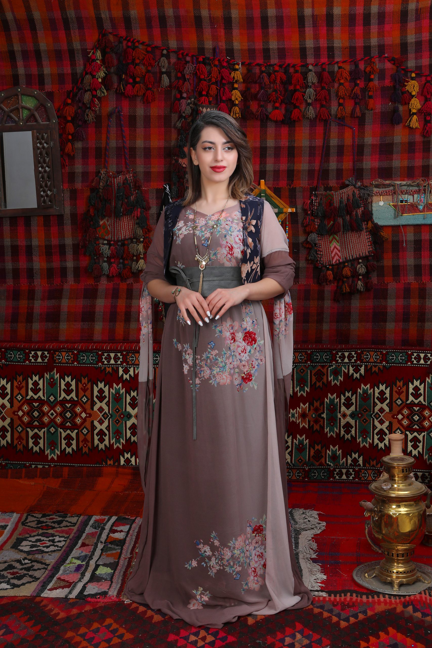 Dîlber - Xezala çiyayê berîyê (einteiliges Kleid)