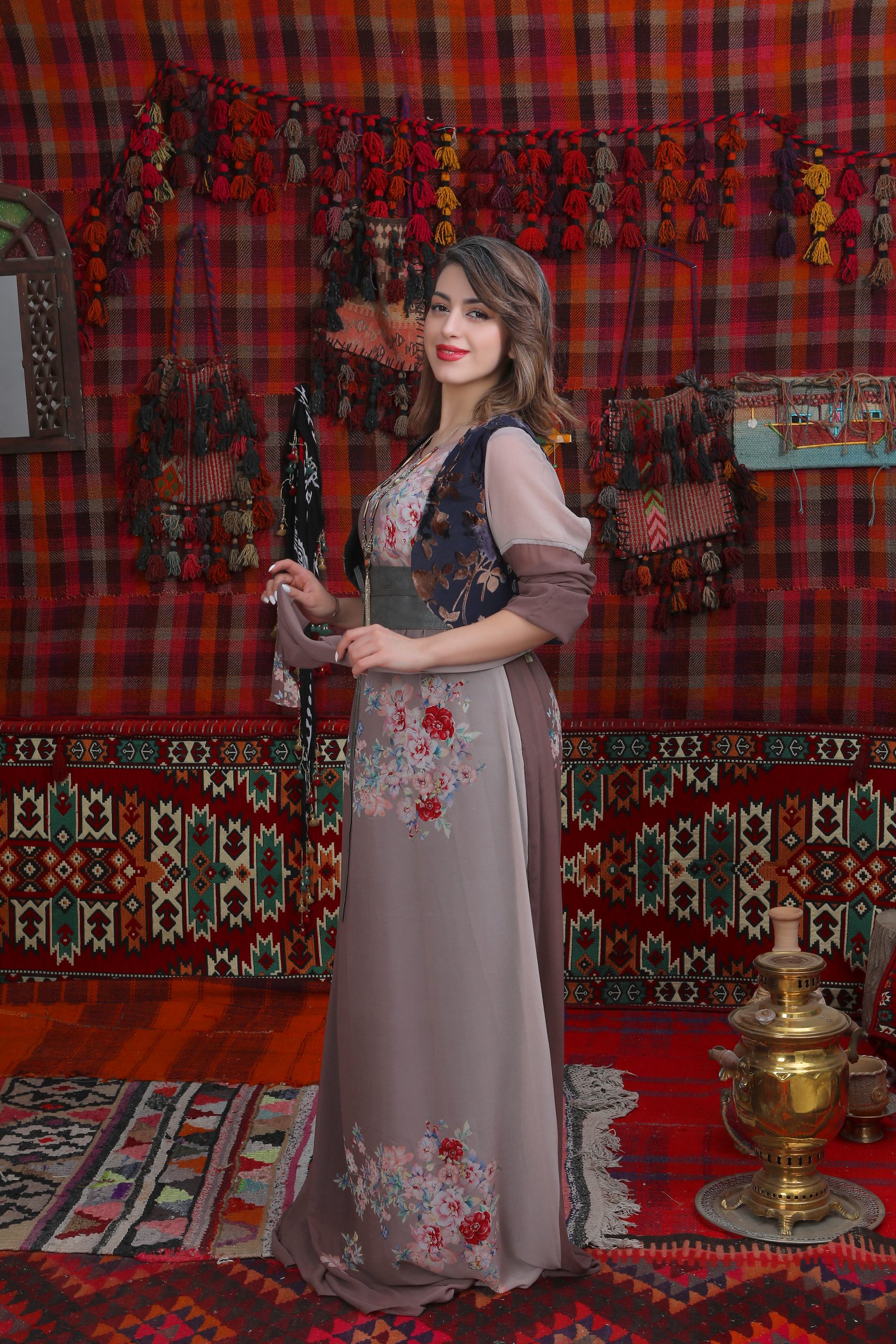 Dîlber - Xezala çiyayê berîyê (einteiliges Kleid) – Bild 2